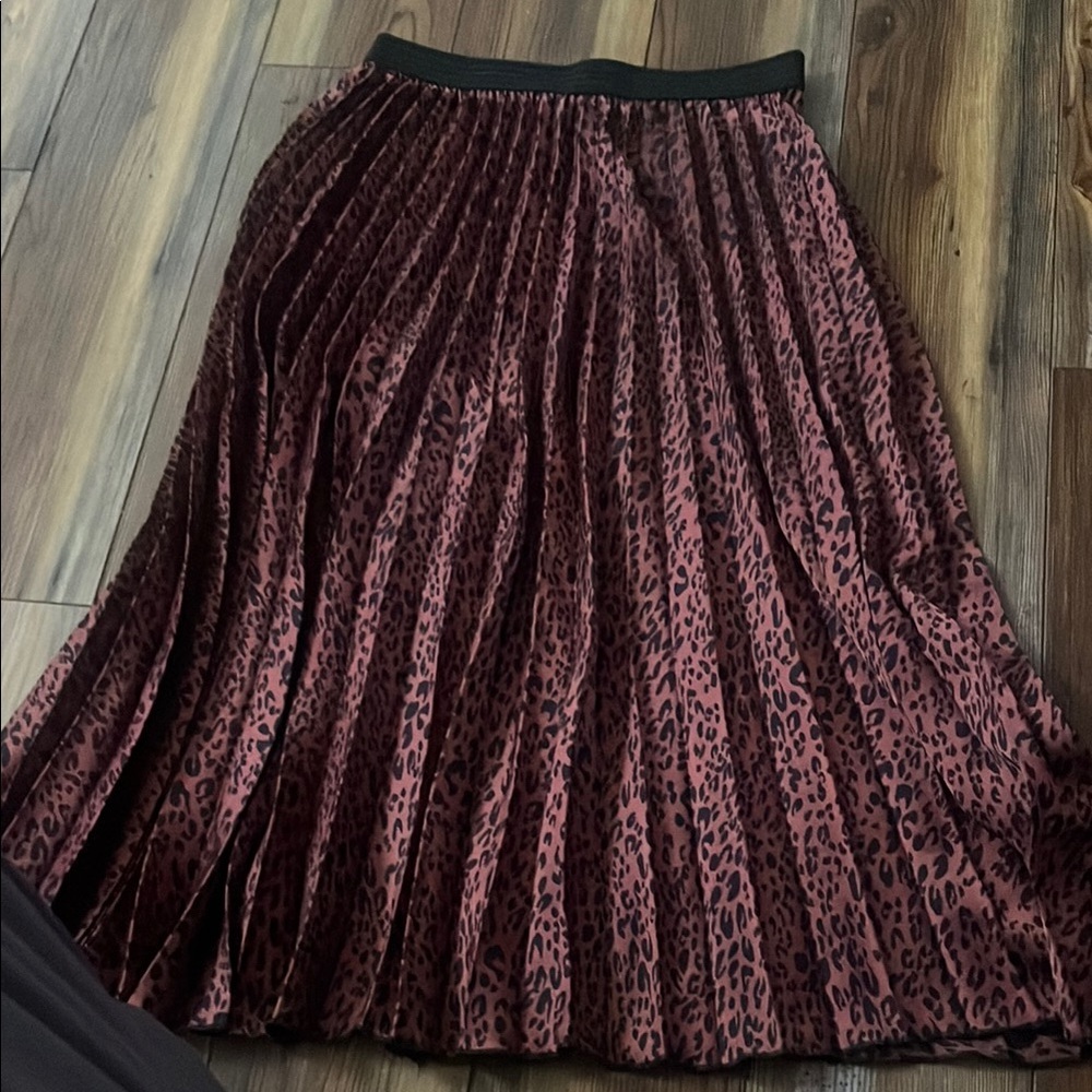 Zara Leopard Midi Pleated Skirt Sz L